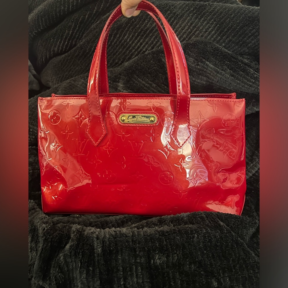 Louis Vuitton Red Monogram Wilshire Vernice PM Authentic